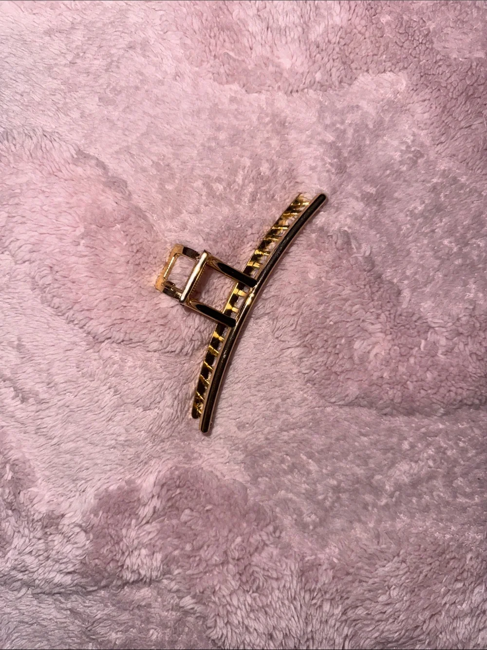 N/A elegant gold